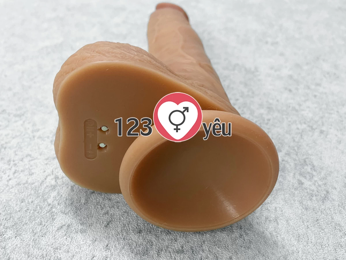 Dương vật giả có đế Real Dildo rung, thụt, phát nhiệt điều khiển từ xa