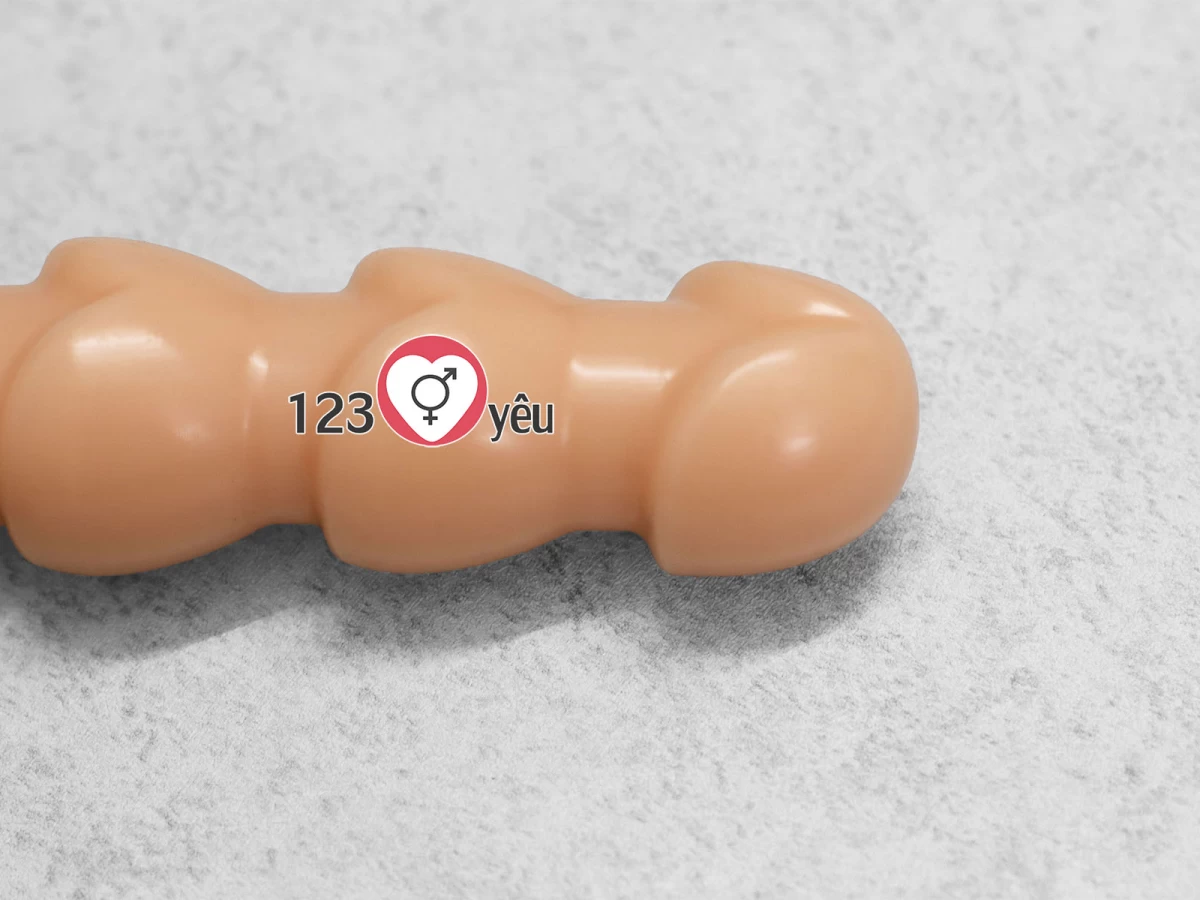 Dương vật giả có đế size khủng nhiều khấc